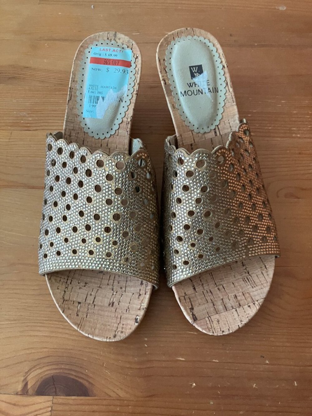 WHITE MOUNTAIN Ladies' Gold Perforated rhinestone Slip-on Wedge Sandal Sz  5,5